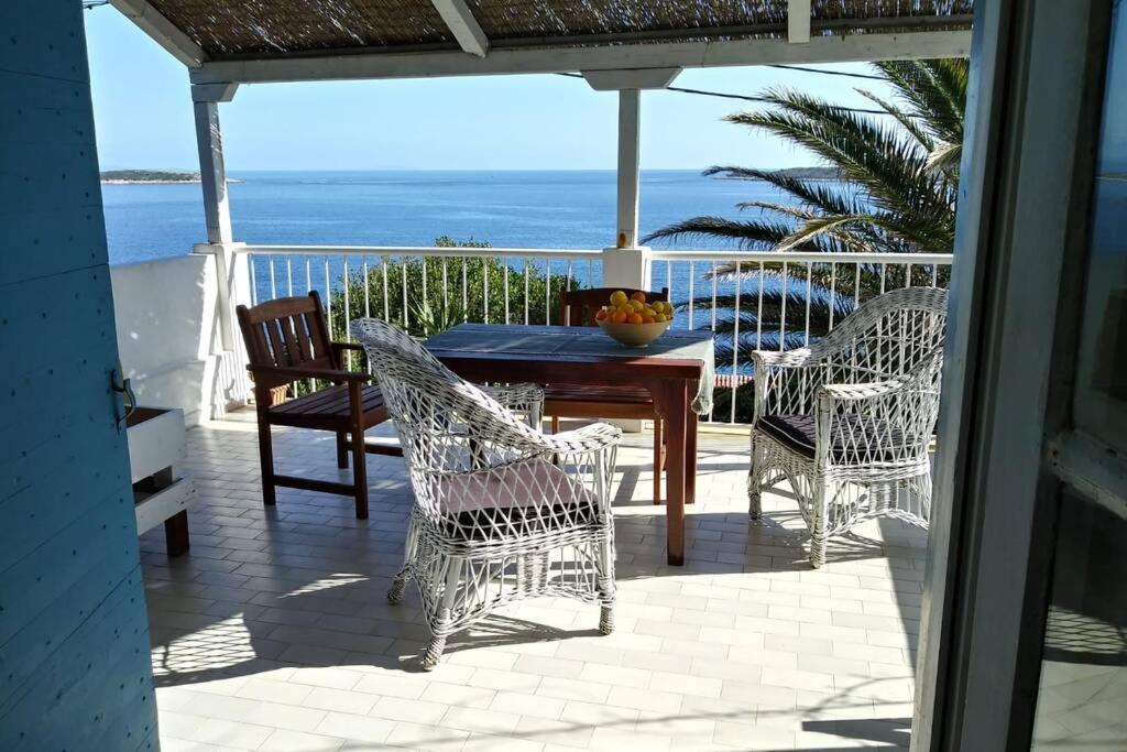 فيلا Getaway House Gundula Podstrazje المظهر الخارجي الصورة